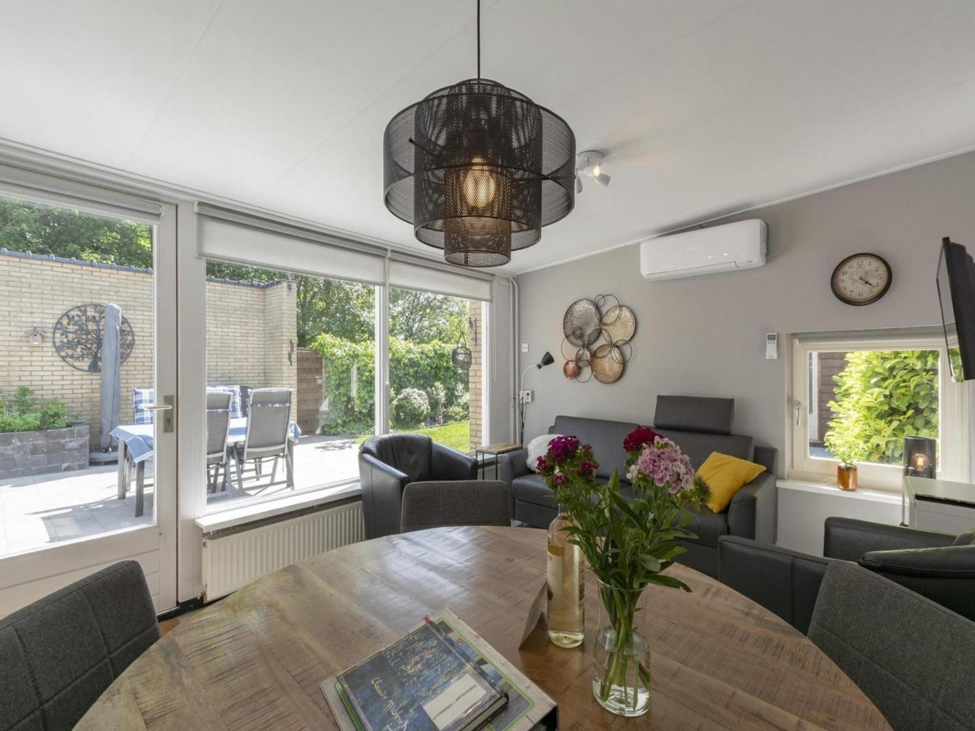 Stylish Bungalow With A Large Garden Sint Maartensvlotbrug Exterior photo