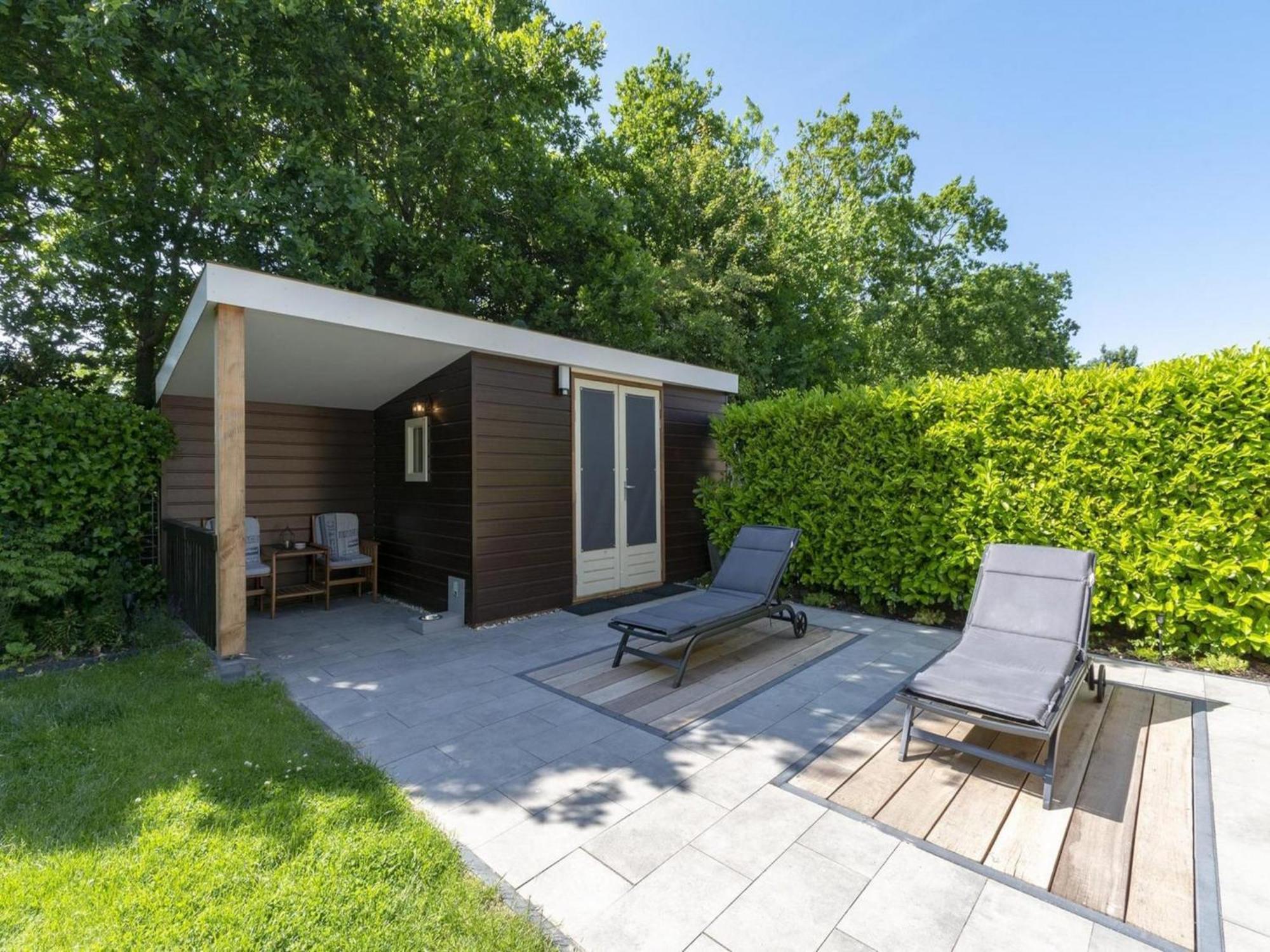 Stylish Bungalow With A Large Garden Sint Maartensvlotbrug Exterior photo