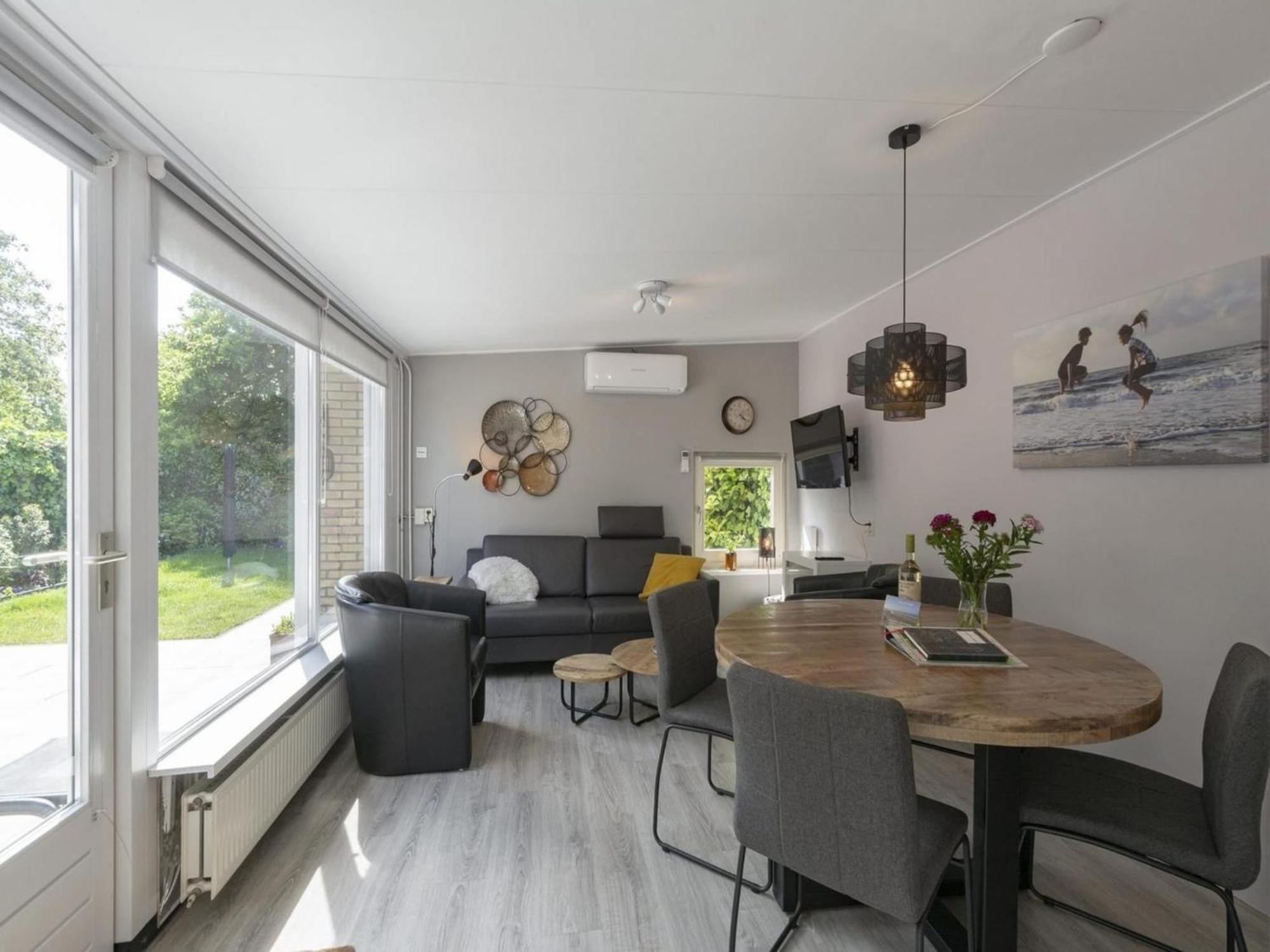 Stylish Bungalow With A Large Garden Sint Maartensvlotbrug Exterior photo